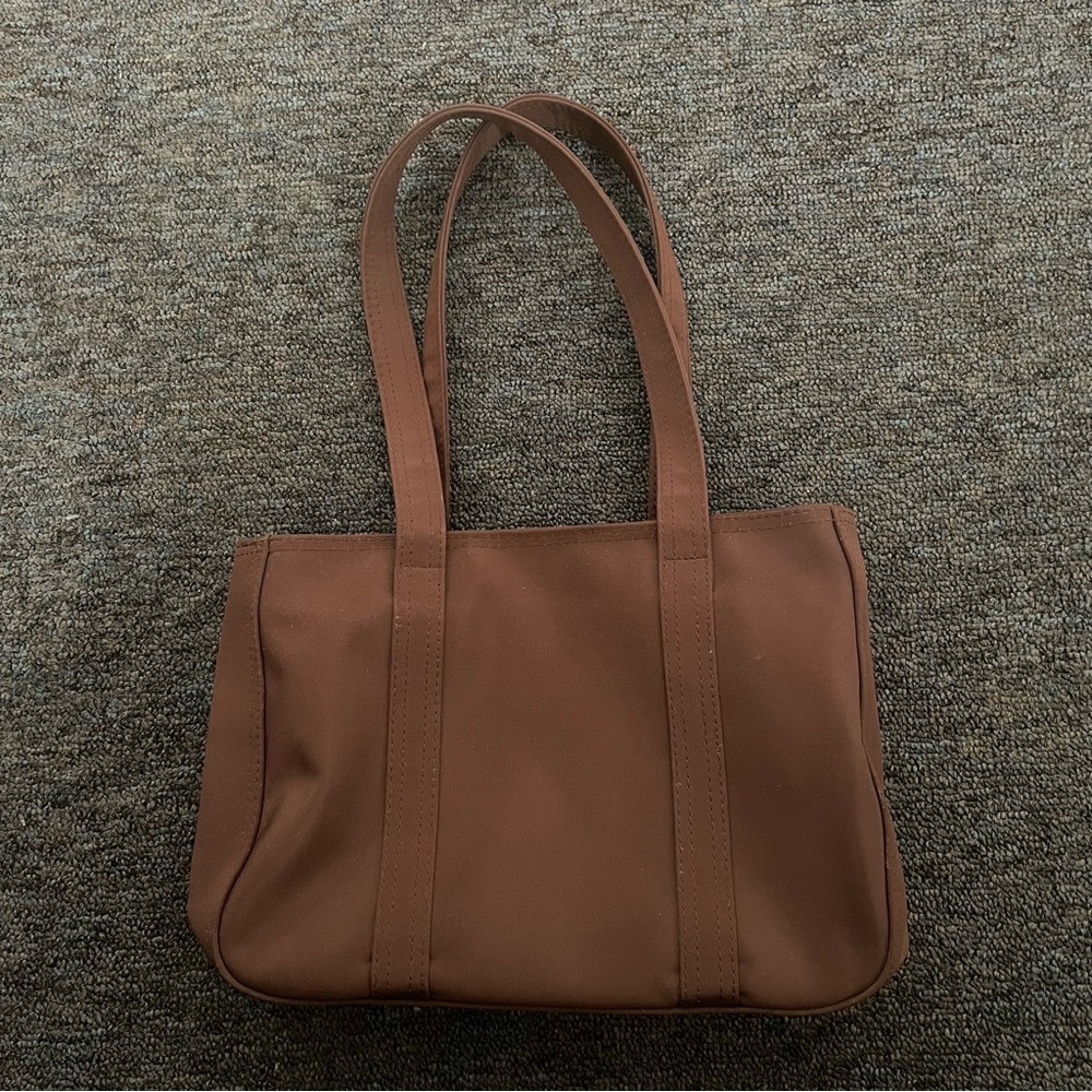 Dark brown tote bag with zipper
